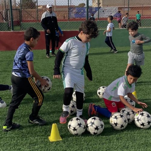 2a-academy-football75